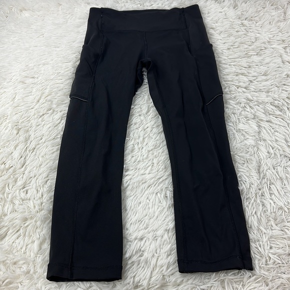 Lululemon Speed Up Crop (21") Black - Picture 1 of 6